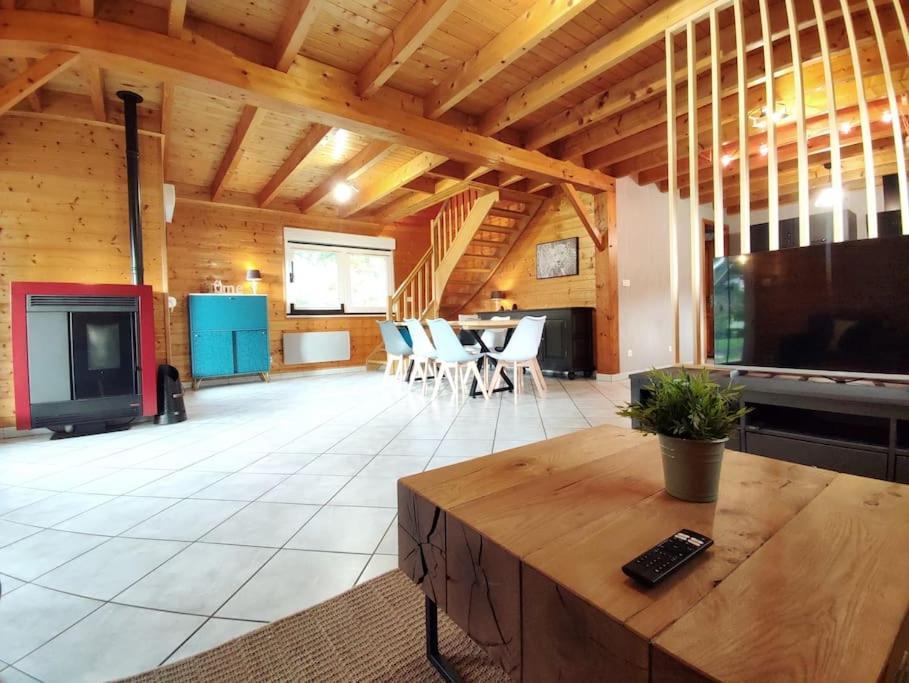 Chalet Le Vivaldi, Au Coeur Du Massif Vosgien Avec Terrain De Petanque
